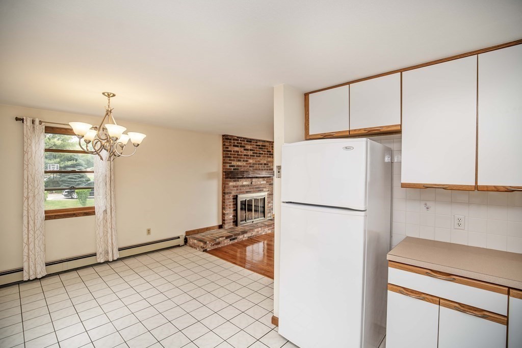21 Honeysuckle Road Gloucester, MA 01930 - Photo 13 of 42 Gallery Image 13