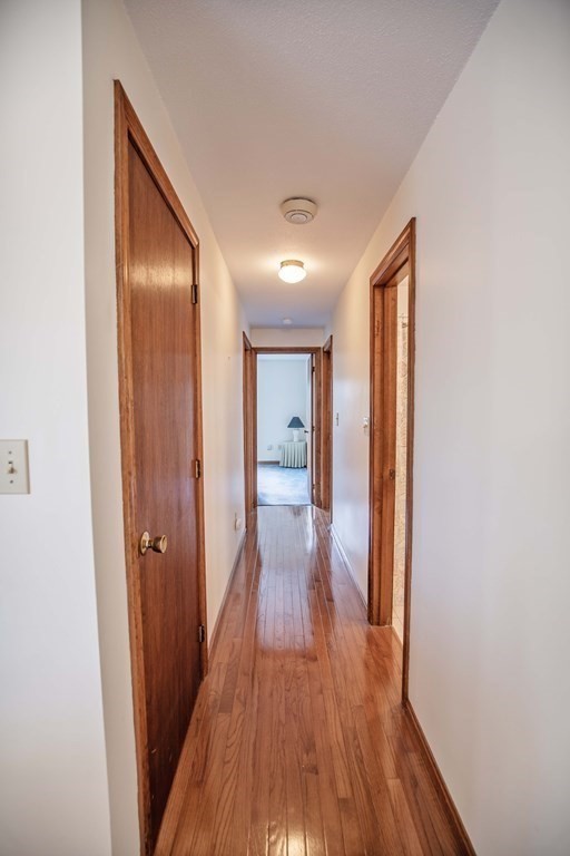 21 Honeysuckle Road Gloucester, MA 01930 - Photo 14 of 42 Gallery Image 14