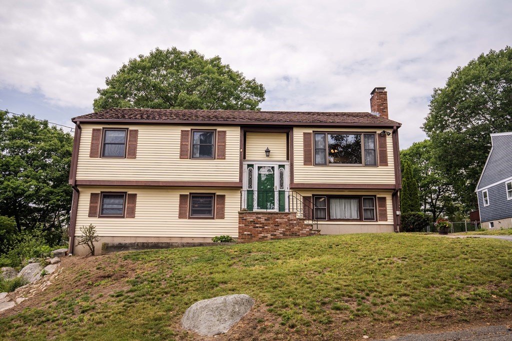 21 Honeysuckle Road Gloucester, MA 01930 - Photo 33 of 42 Gallery Image 33