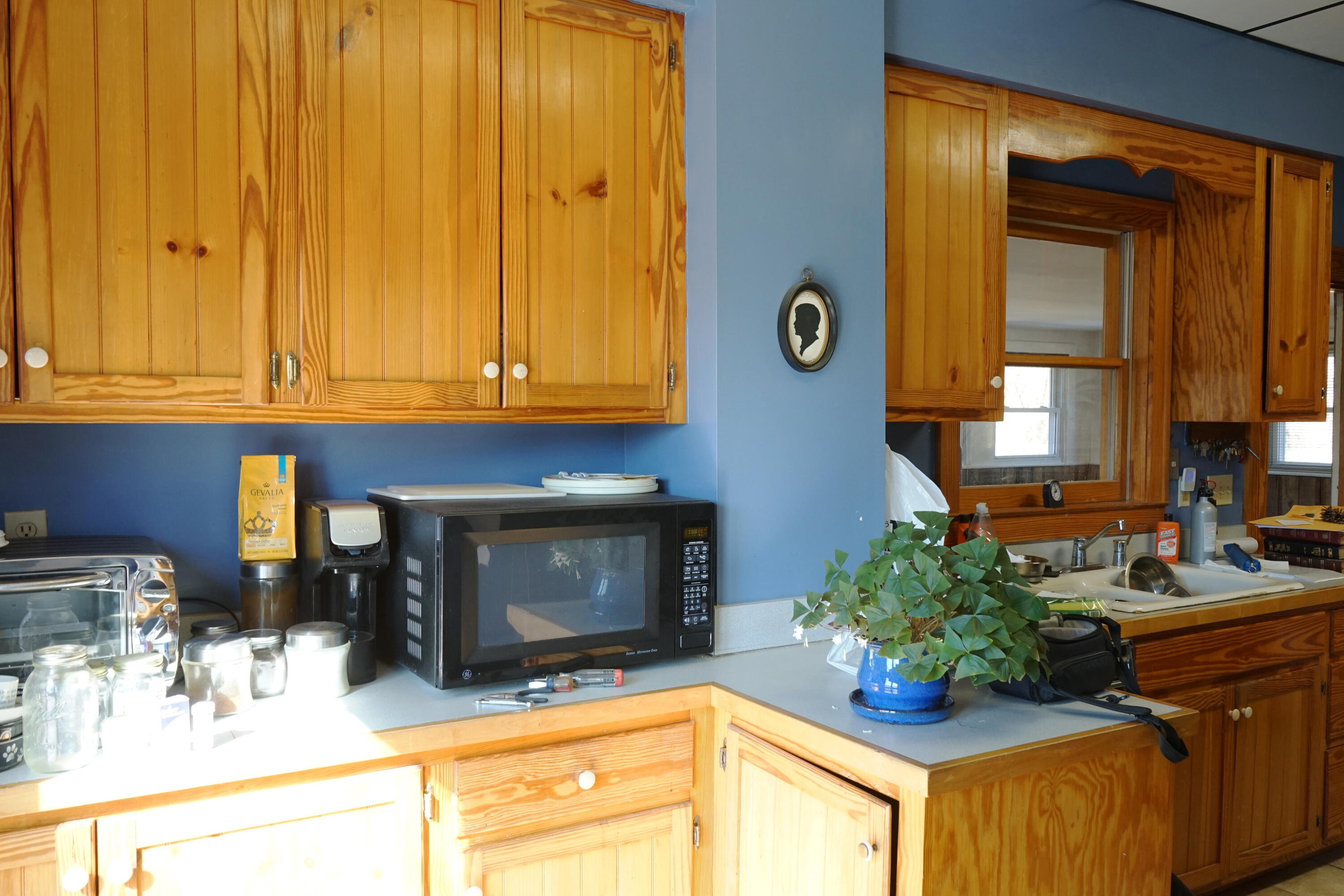 2230 Overlook Road Northeast Roanoke, VA 24012 - Photo 23 of 37 Plenty of Cabinet Storage