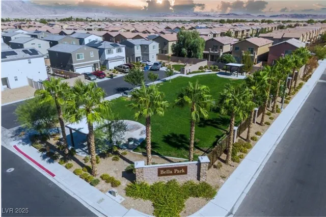 $2,100 | 5045 Bloodhound Street, Las Vegas, NV 89122