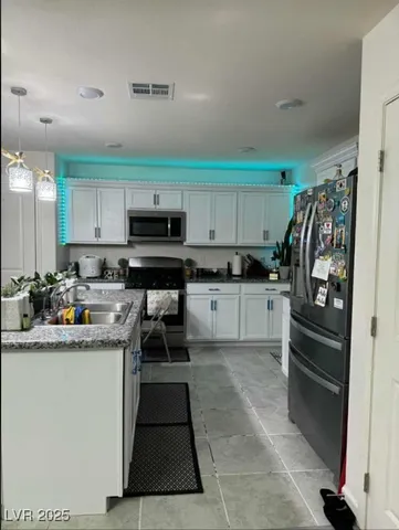 $2,100 | 5045 Bloodhound Street, Las Vegas, NV 89122