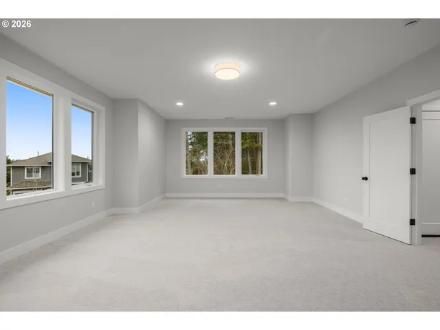 $1,095,000 | 12813 Southwest Sunny Terrace, Unit L1, Tigard, OR 97223