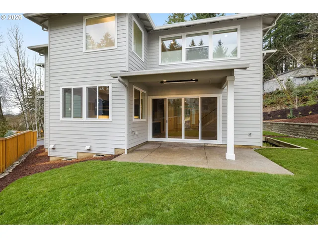 $1,095,000 | 12813 Southwest Sunny Terrace, Unit L1, Tigard, OR 97223