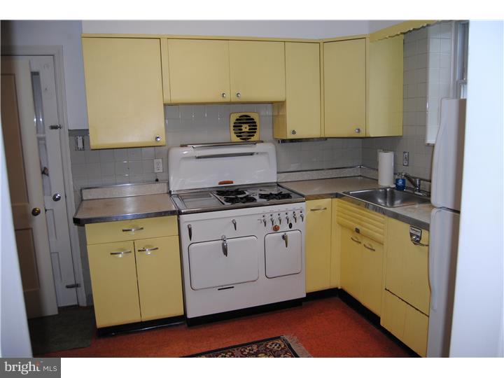 273 Valley View Road Springfield, PA 19064 - Photo 12 of 25 Kitchen