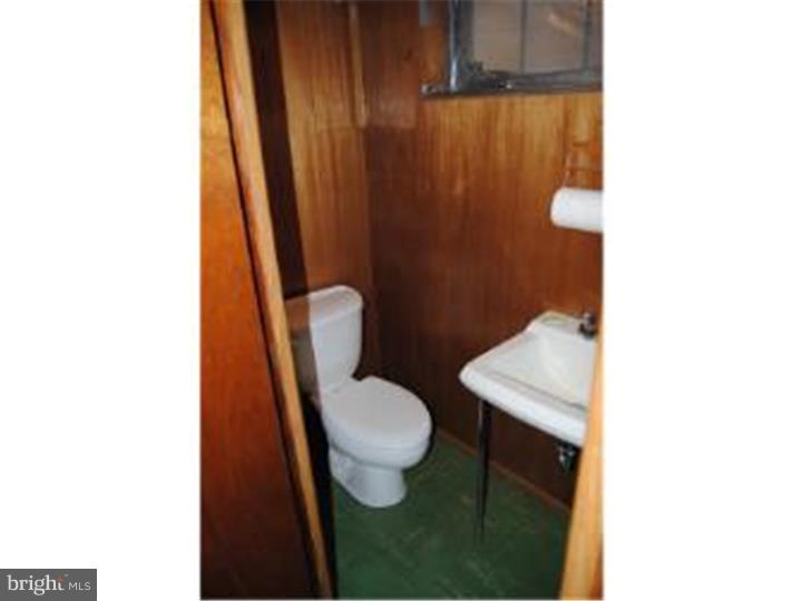 273 Valley View Road Springfield, PA 19064 - Photo 16 of 25 Bathroom