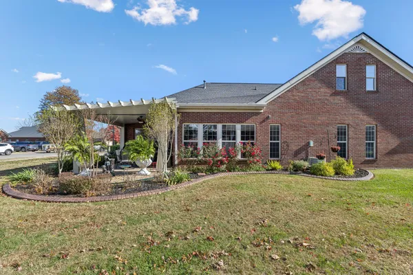 $475,000 | 1734 Summer Pl Drive, Lebanon, TN 37087