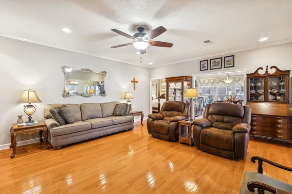 $475,000 | 1734 Summer Pl Drive, Lebanon, TN 37087