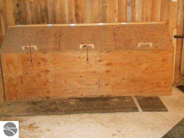 3992 Stover Road Bellaire, MI 49615 - Photo 9 of 45 1745276-8.JPG