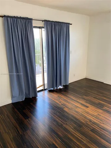 $299,000 | 1900 Diana Drive, Unit 3D, Hallandale Beach, FL 33009