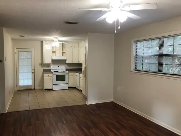 $1,100 | 4110 Brewster Road, Unit A, Tallahassee, FL 32308