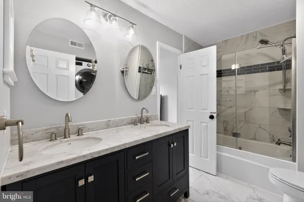 $435,000 | 19 Applewood Court, Horsham, PA 19044