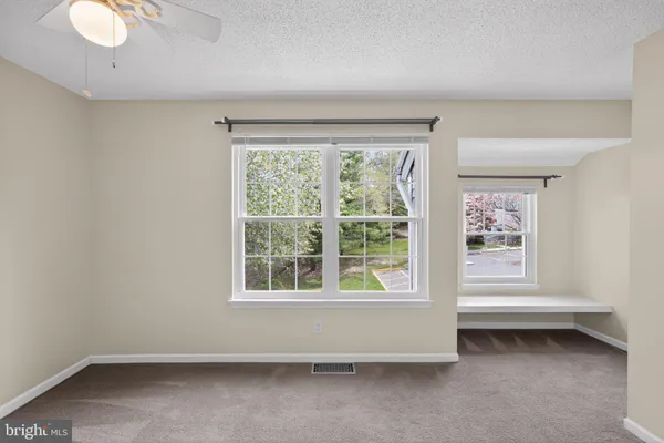 $435,000 | 19 Applewood Court, Horsham, PA 19044