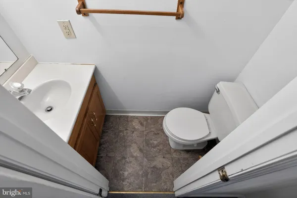 $435,000 | 19 Applewood Court, Horsham, PA 19044