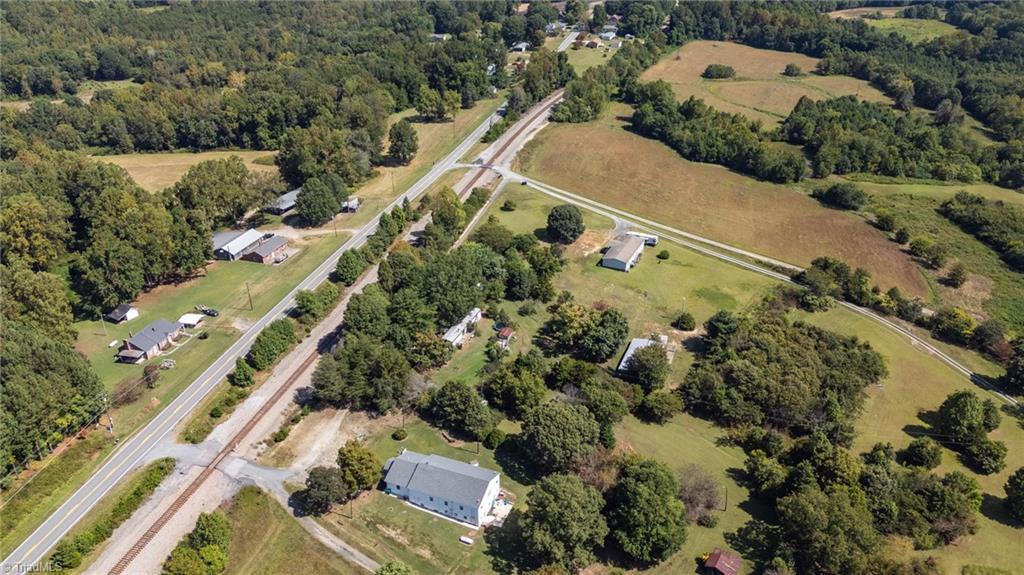 128 Campbellton Road Reidsville, NC 27320 - Photo 38 of 44