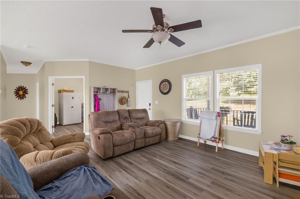 128 Campbellton Road Reidsville, NC 27320 - Photo 7 of 44