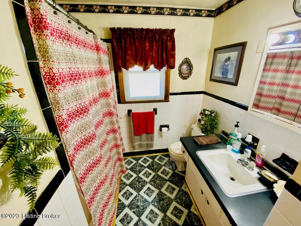 814 Lincoln Park Road Springfield, KY 40069 - Photo 10 of 25 IMG_4458