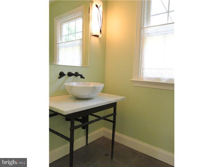521 Oriole Road Villanova, PA 19085 - Photo 8 of 15