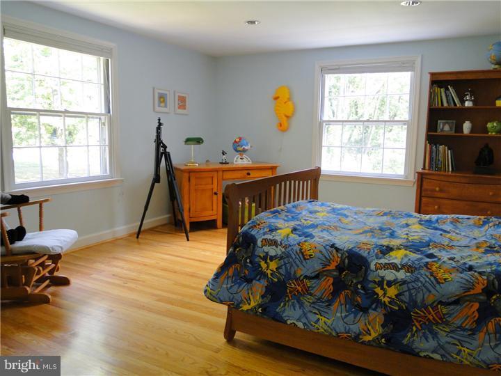 521 Oriole Road Villanova, PA 19085 - Photo 10 of 15