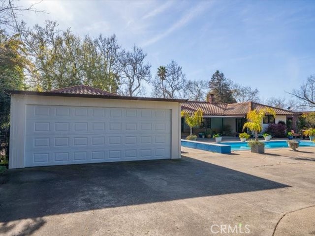 195 Howell Avenue Red Bluff, CA 96080 - Photo 44 of 67 a view of a house with a street
