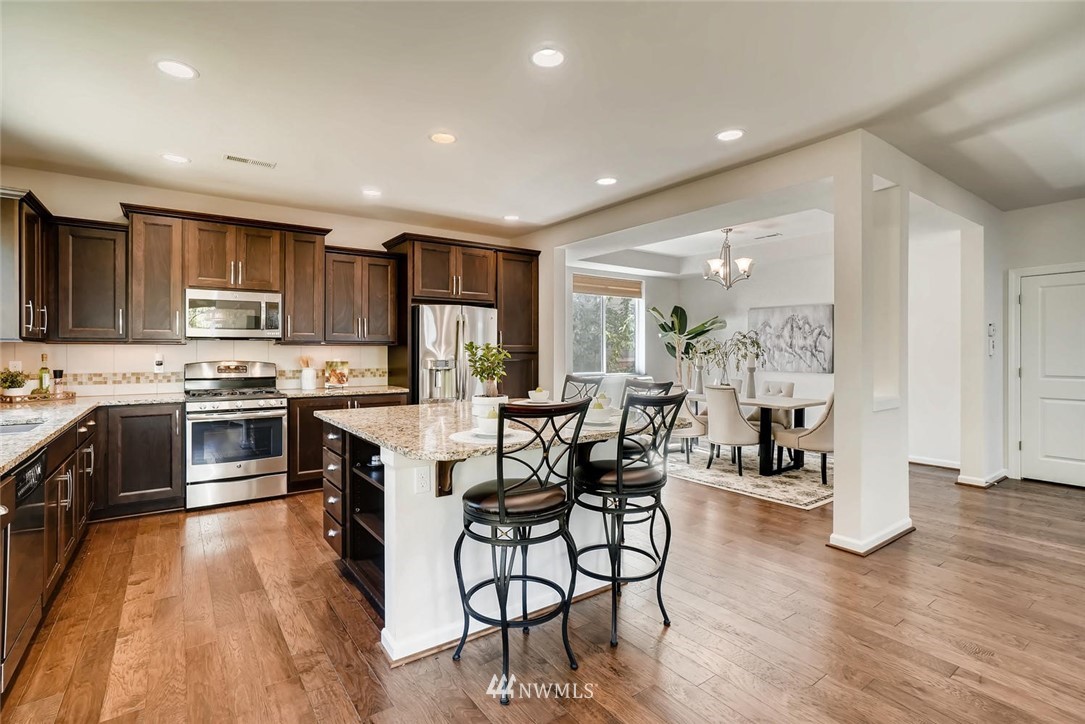 3808 196th Place Southeast Bothell, WA 98012 - Photo 8 of 24 Gallery Image 8