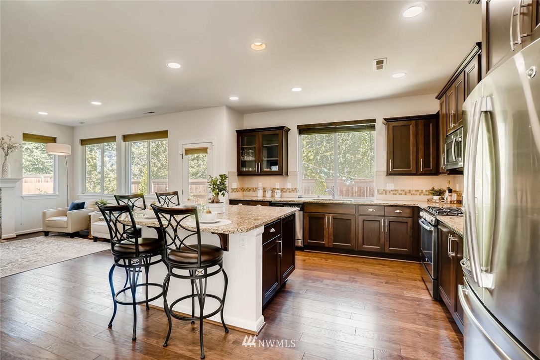 3808 196th Place Southeast Bothell, WA 98012 - Photo 10 of 24 Gallery Image 10