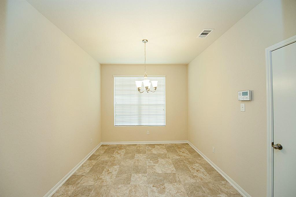 18519 Each Elm Way Houston, TX 77084 - Photo 7 of 23 Dining room