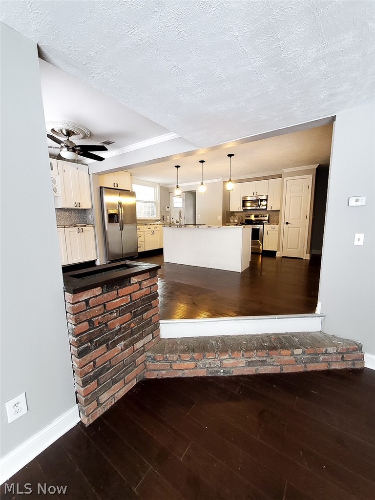27370 Butternut Ridge Road North Olmsted, OH 44070 - Photo 5 of 18 Gallery Image 5