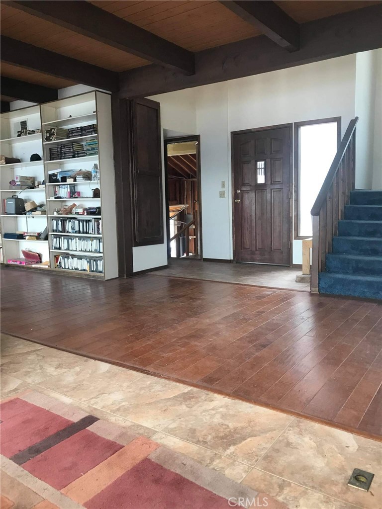 23441 El Rancho Drive Tehachapi, CA 93561 - Photo 10 of 30 a view of empty room with wooden floor