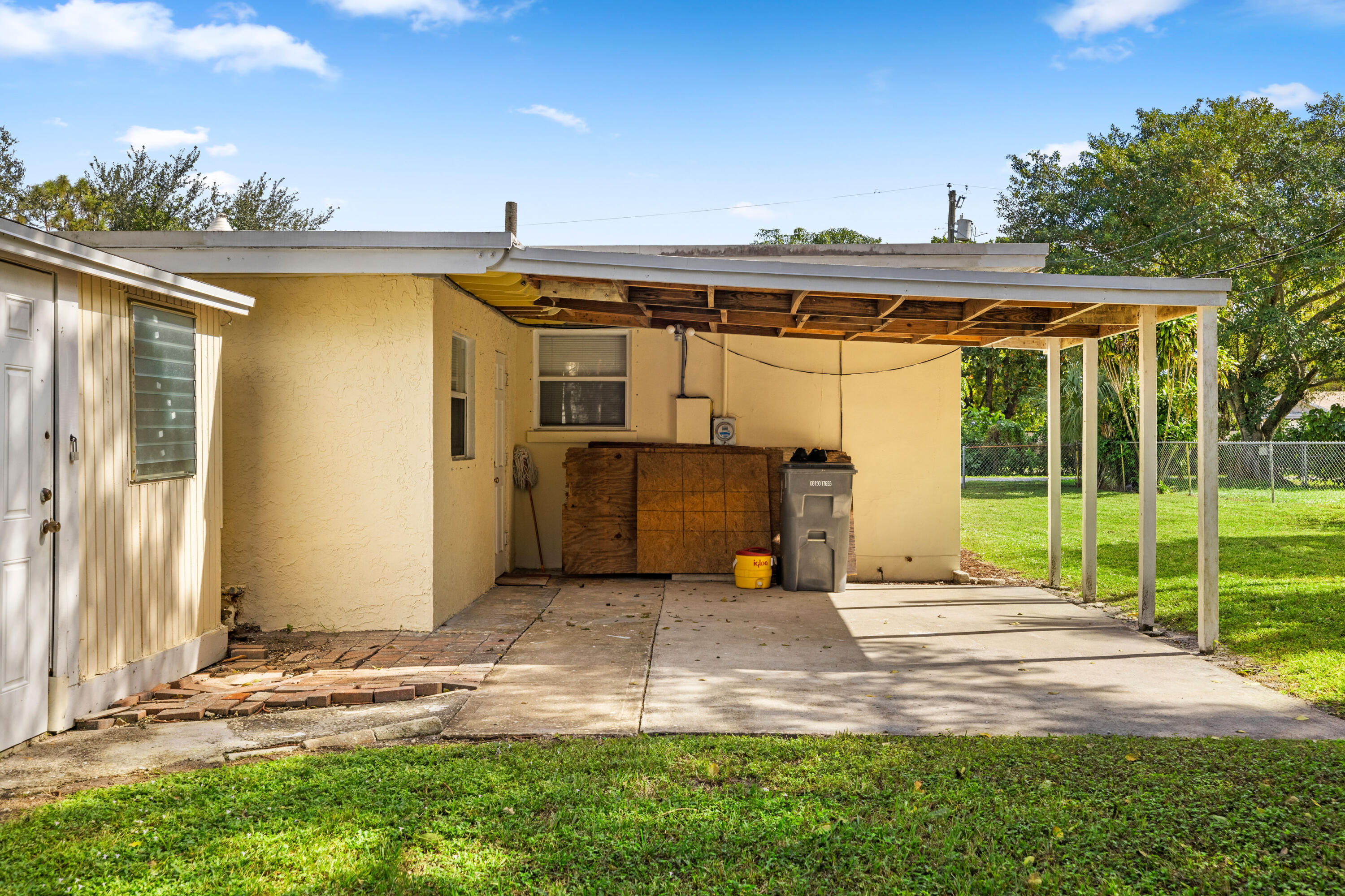 1903 Donnell Road West Palm Beach, FL 33409 - Photo 12 of 38 IMG_8840