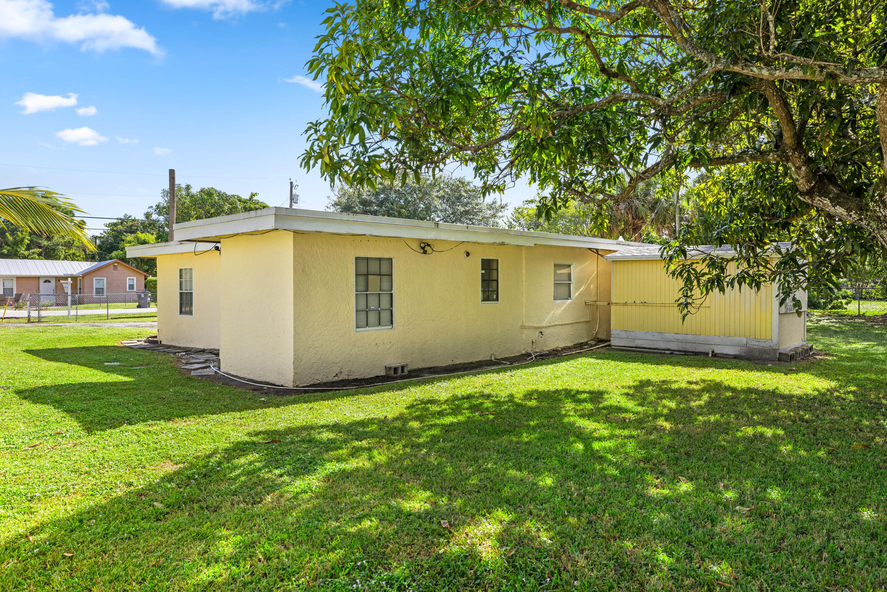 1903 Donnell Road West Palm Beach, FL 33409 - Photo 13 of 38 IMG_8834