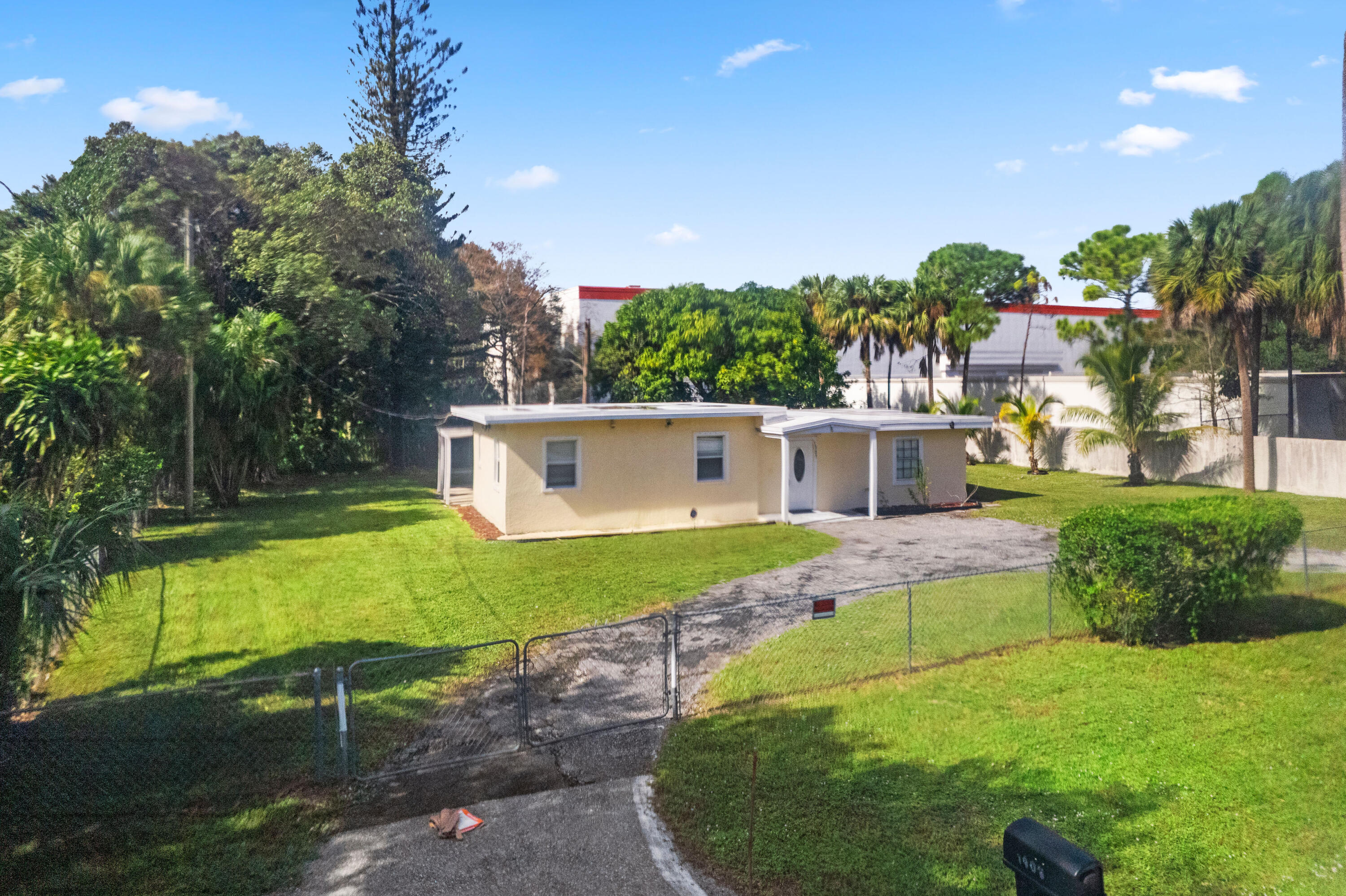 1903 Donnell Road West Palm Beach, FL 33409 - Photo 18 of 38 IMG_8843