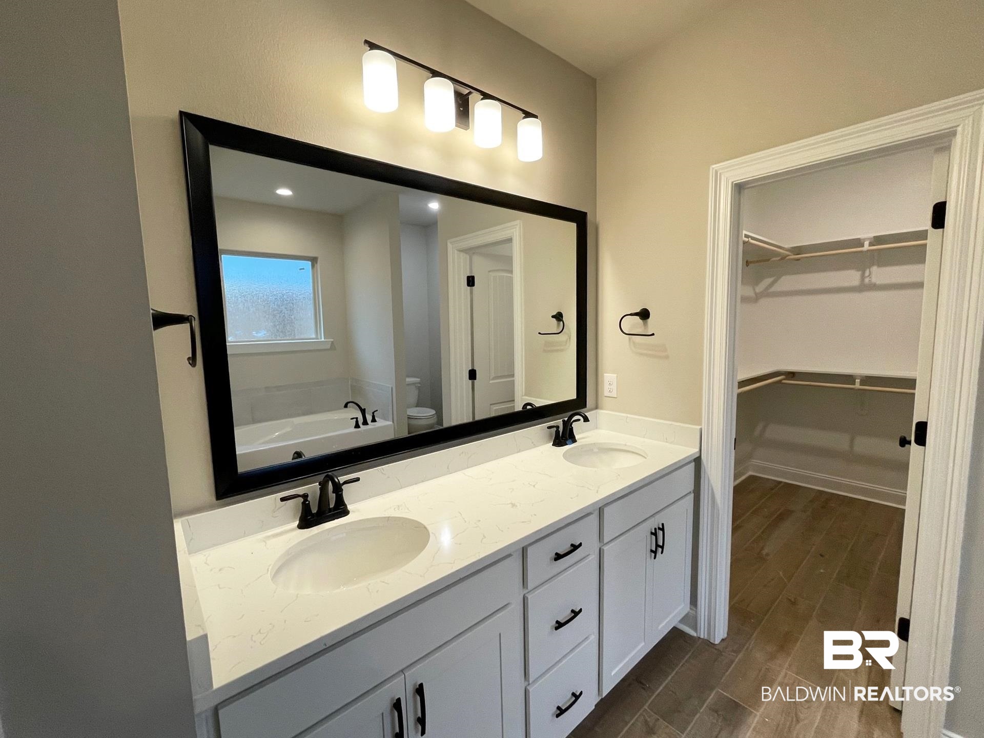 9882 Chipper Lane Foley, AL 36535 - Photo 5 of 11