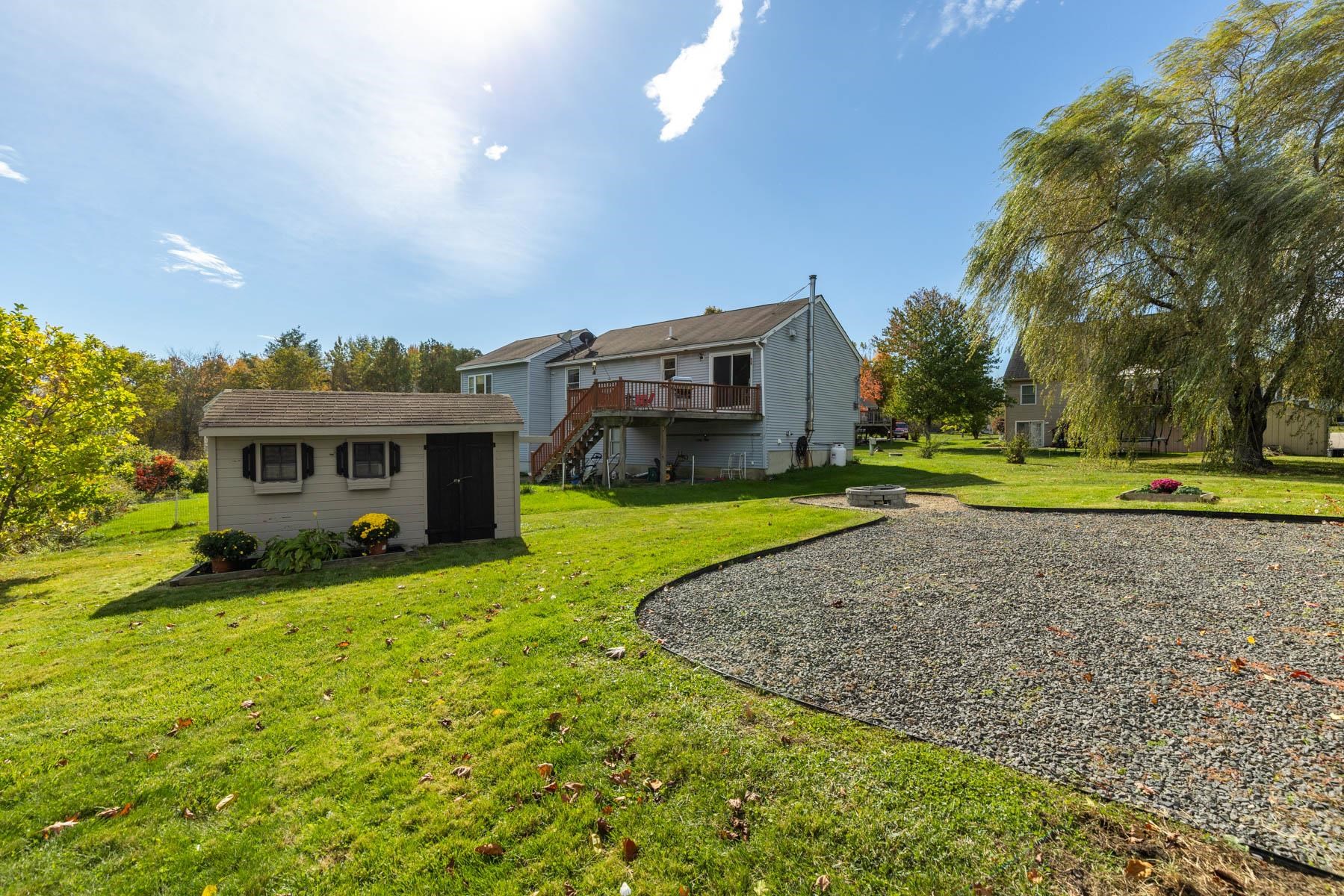 9 Nicholas Circle Dover, NH 03820 - Photo 3 of 28