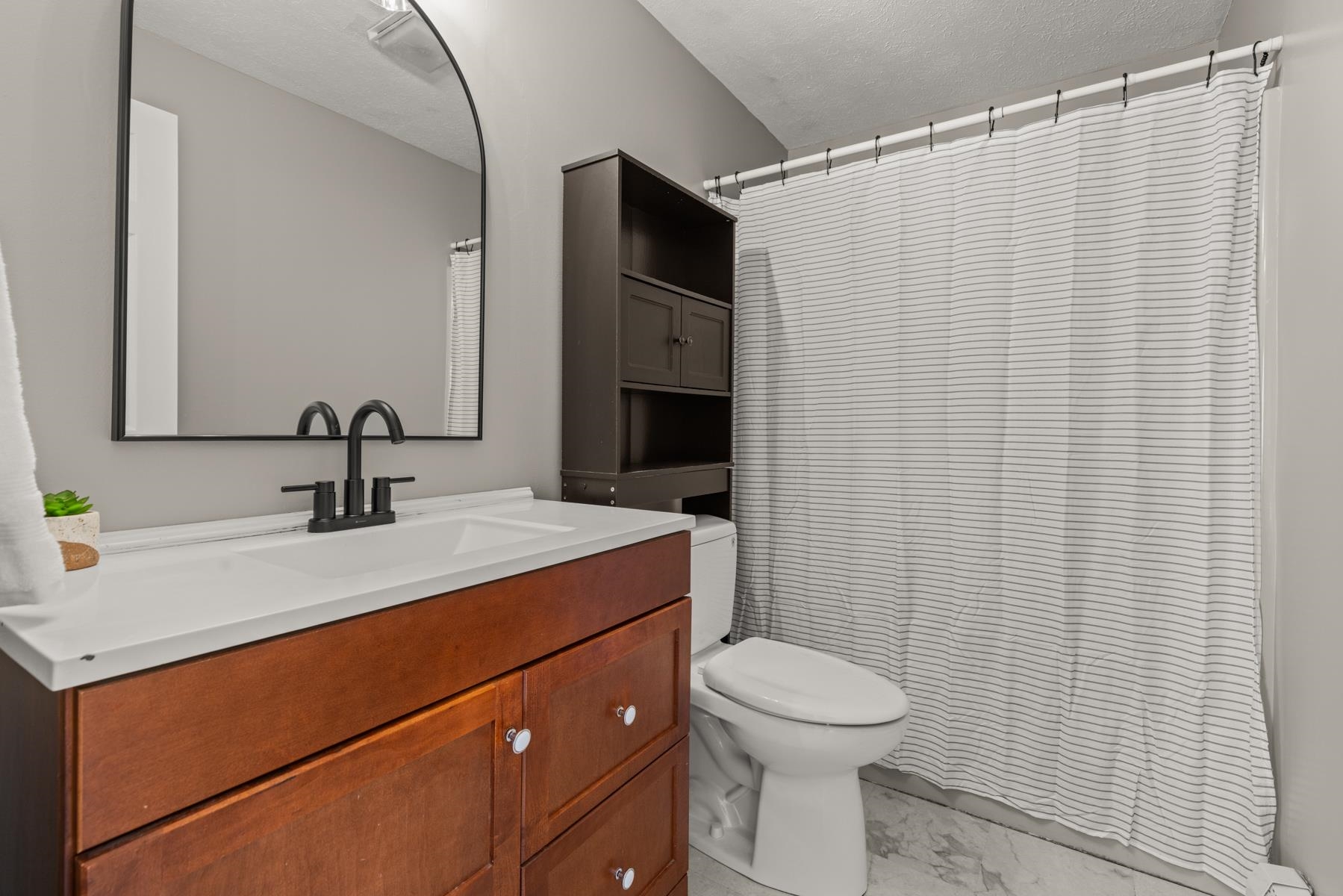 9 Nicholas Circle Dover, NH 03820 - Photo 10 of 28