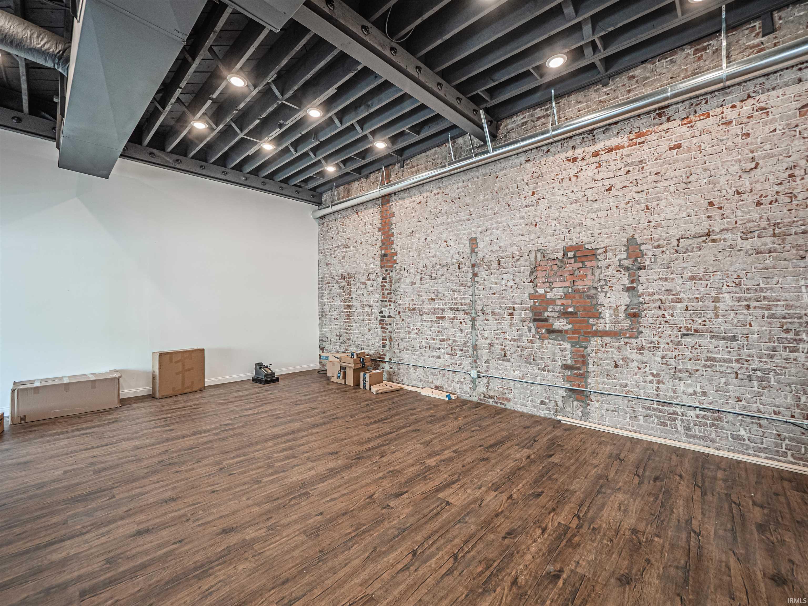 425 Main Street Evansville, IN 47708 - Photo 12 of 36