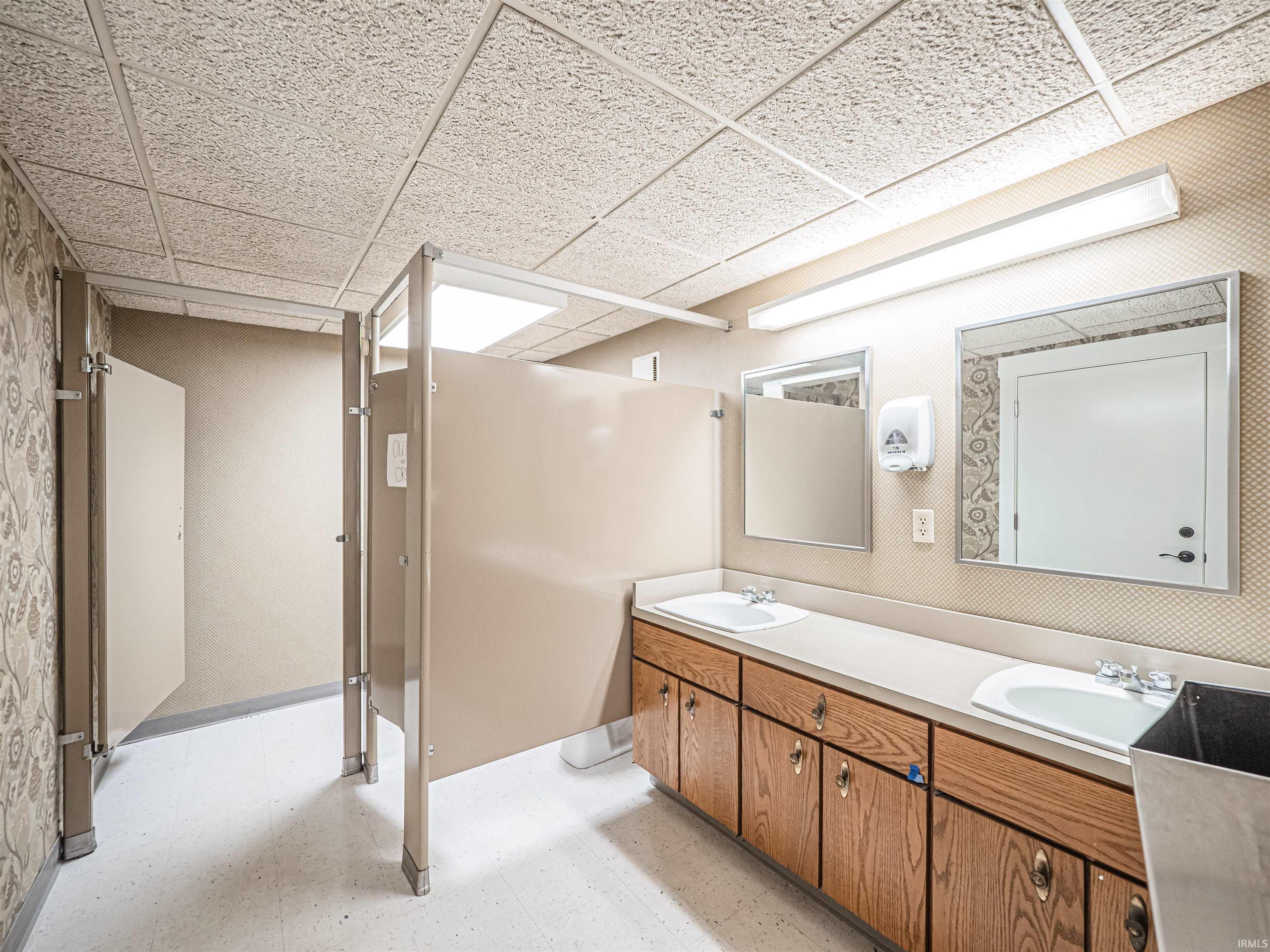 425 Main Street Evansville, IN 47708 - Photo 13 of 36