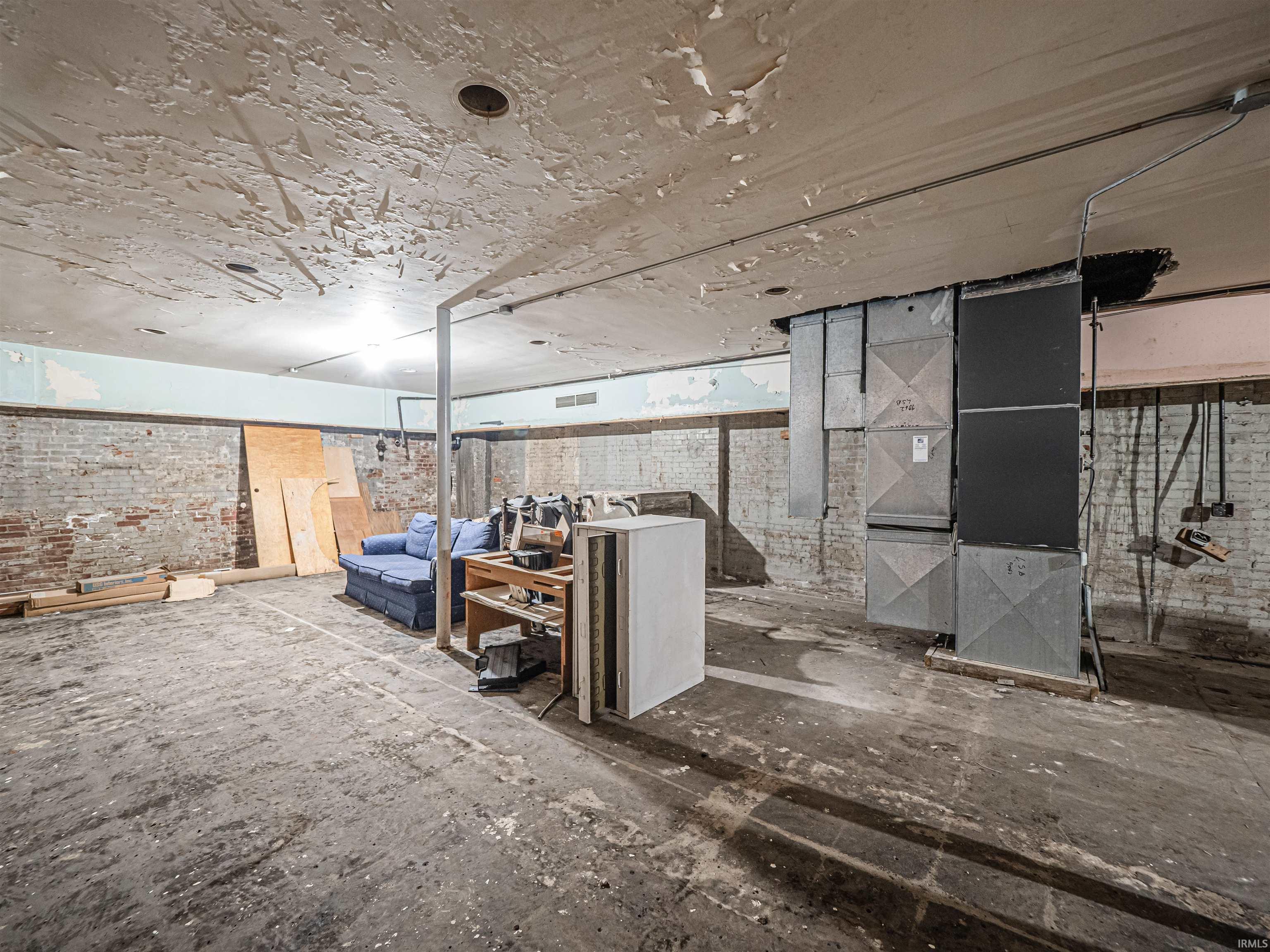 425 Main Street Evansville, IN 47708 - Photo 16 of 36