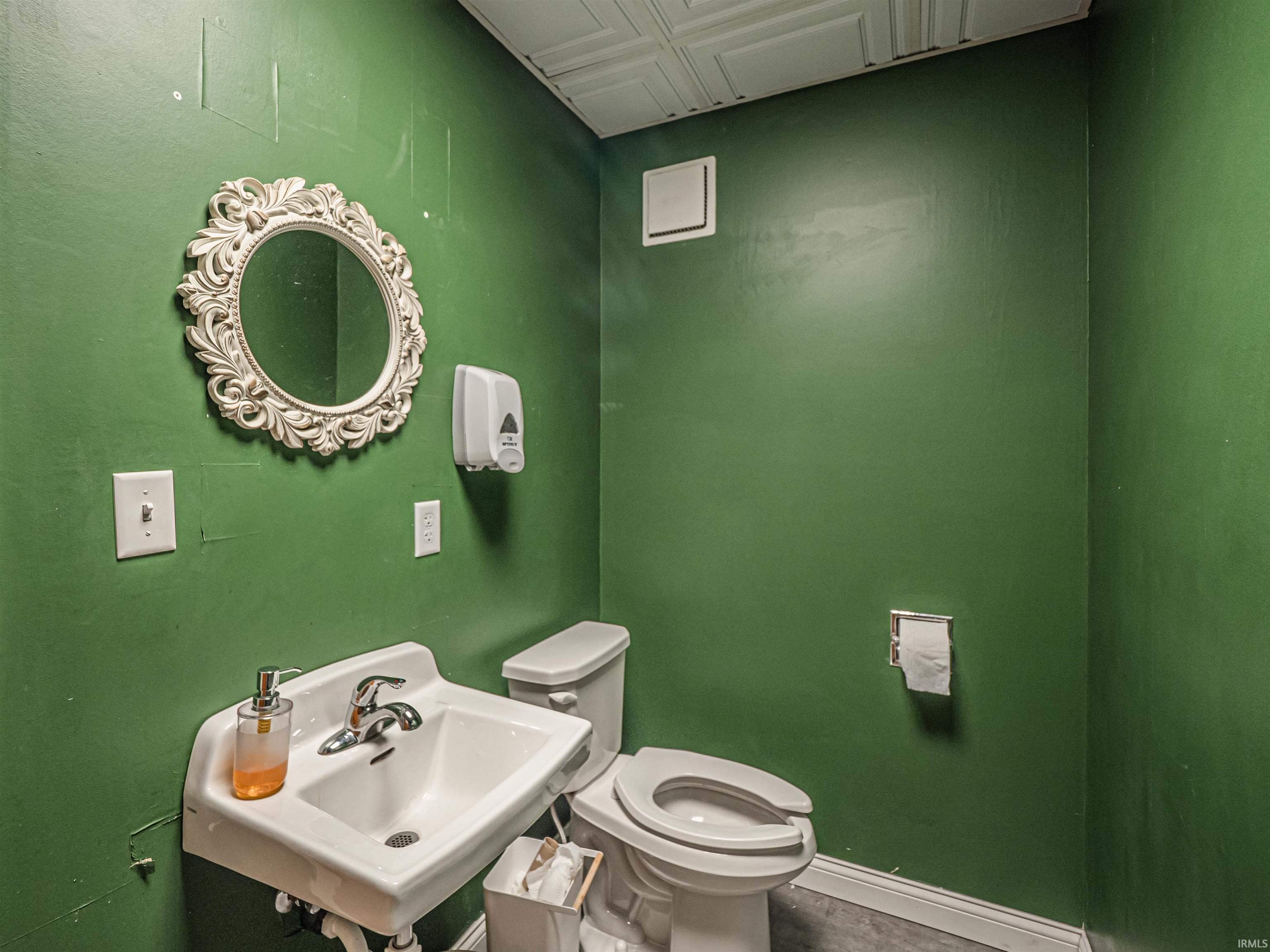 425 Main Street Evansville, IN 47708 - Photo 23 of 36