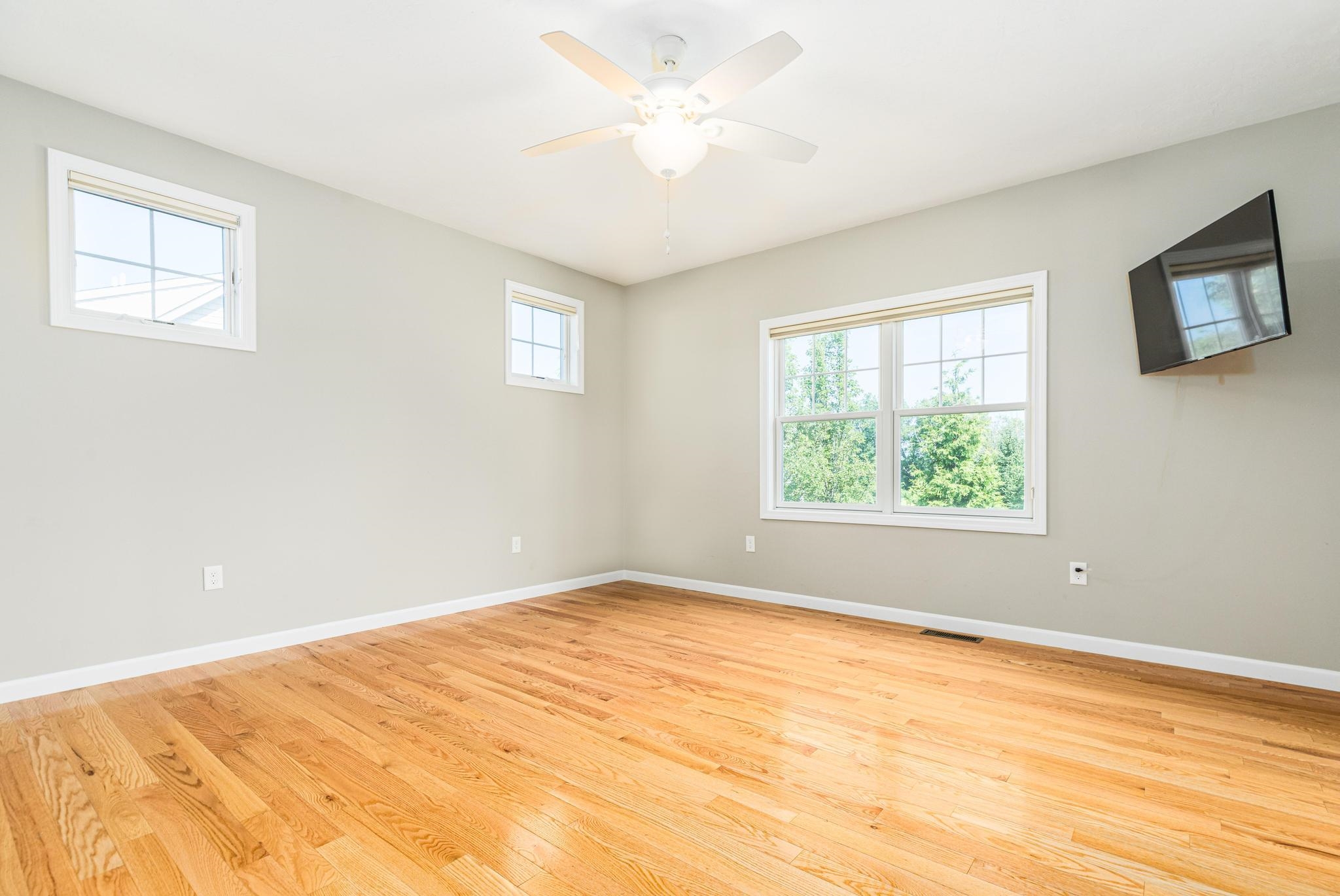 6 Chadwick Circle Windham, NH 03087 - Photo 11 of 22