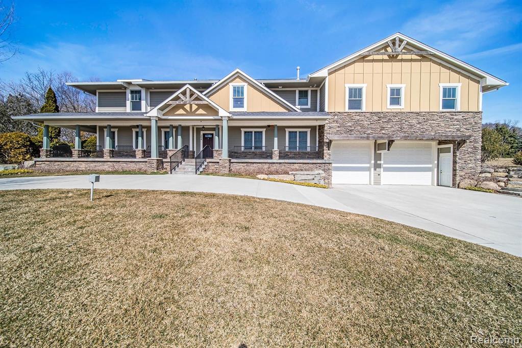 354 Olivewood Court Rochester, MI 48306 - Photo 1 of 77