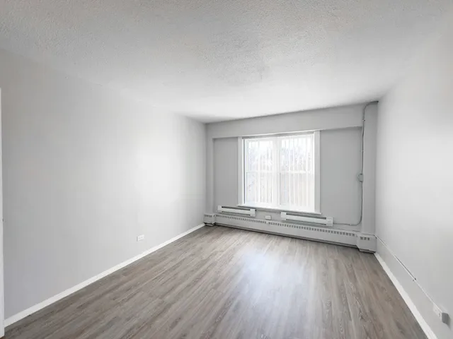 $1,350 | 7333 North Ridge Boulevard, Unit 509, Chicago, IL 60645