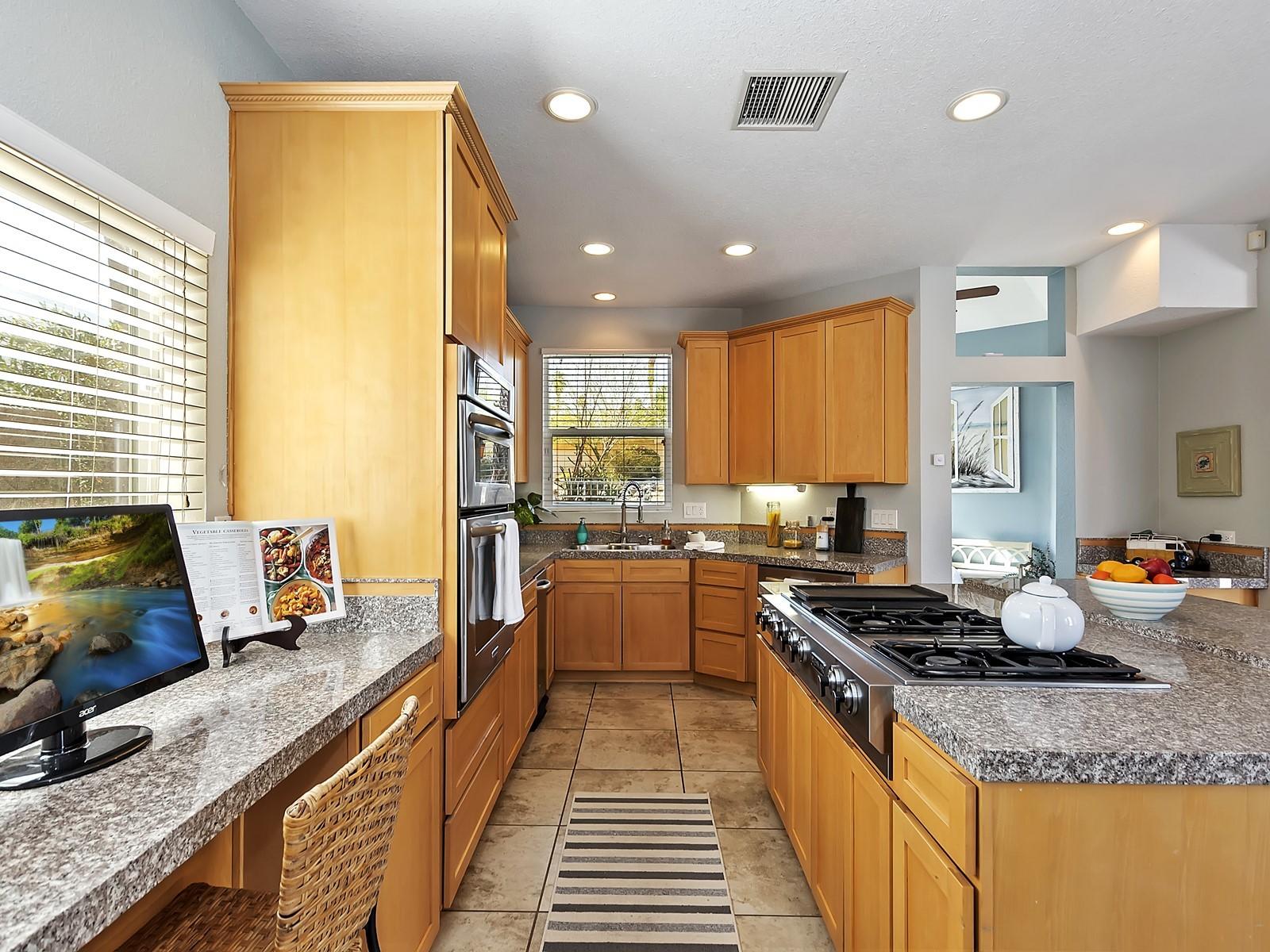 71606 Mirage Road Rancho Mirage, CA 92270 - Photo 14 of 50 014_Kitchen