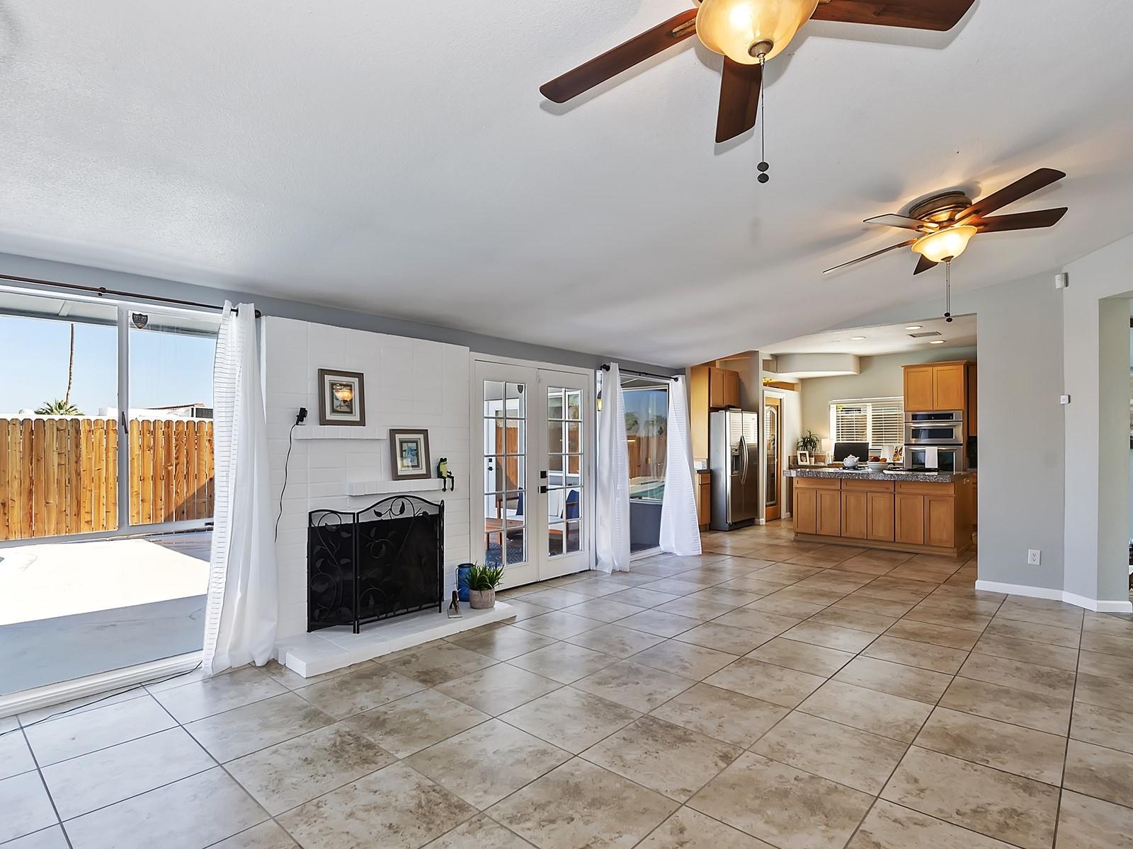 71606 Mirage Road Rancho Mirage, CA 92270 - Photo 8 of 50 008_Living Room
