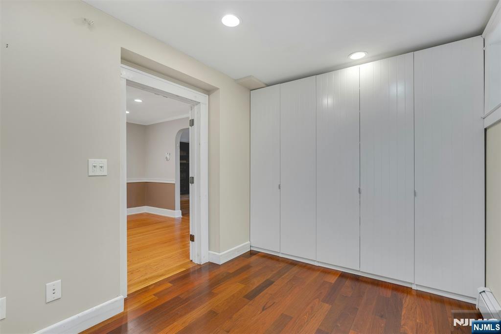 65 Merrison Street Teaneck, NJ 07666 - Photo 13 of 38