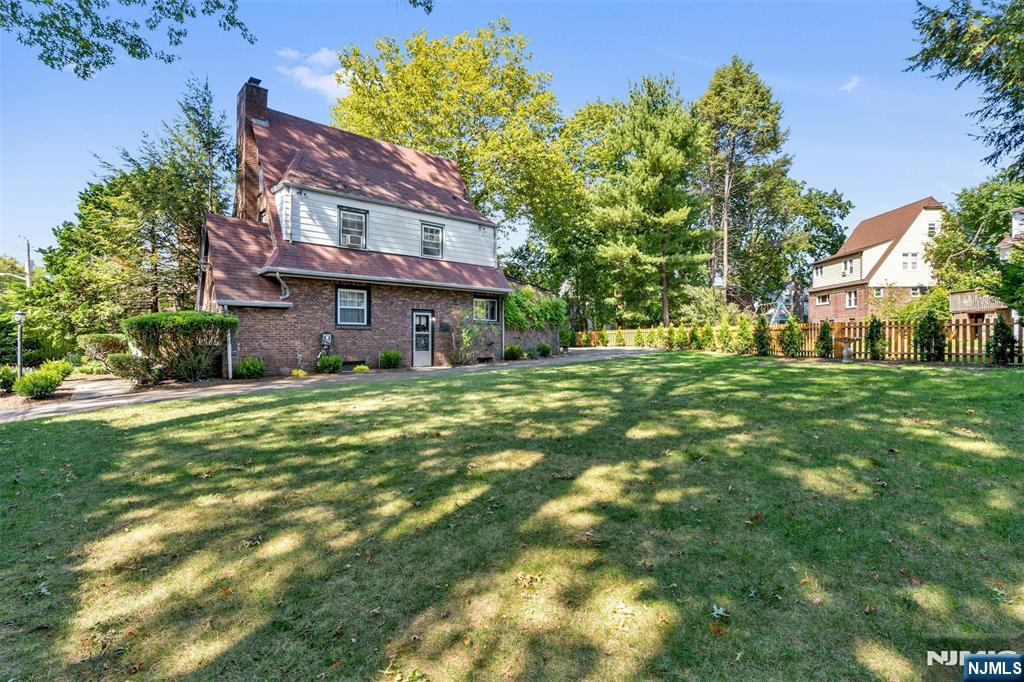 65 Merrison Street Teaneck, NJ 07666 - Photo 32 of 38