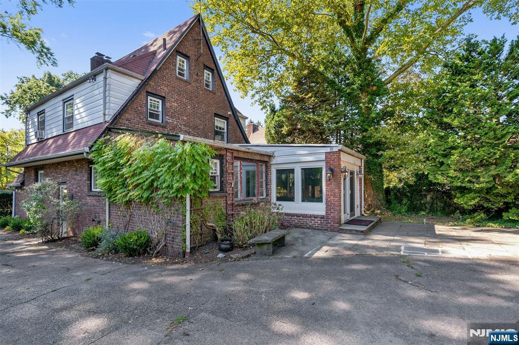 65 Merrison Street Teaneck, NJ 07666 - Photo 34 of 38