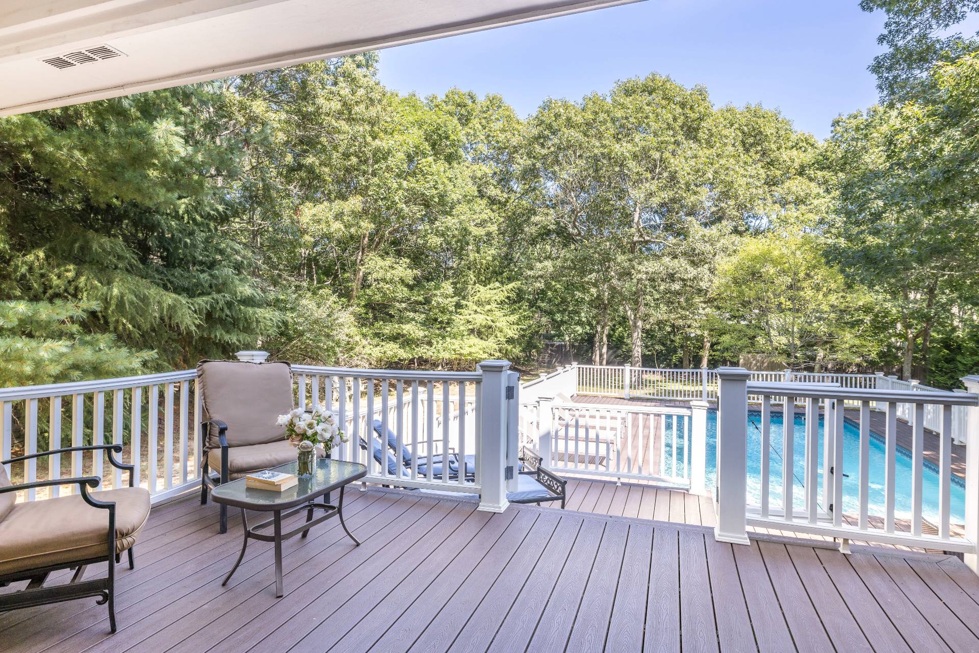 27 Ocean Parkway East Hampton, NY 11937 - Photo 17 of 21 a view of a deck