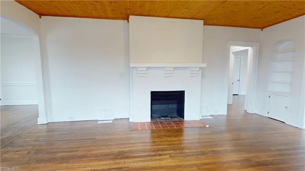 $249,900 | 1625 North Main Street, Mount Airy, NC 27030