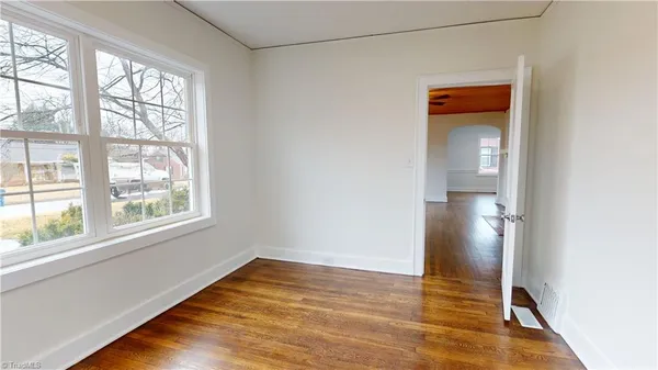 $249,900 | 1625 North Main Street, Mount Airy, NC 27030